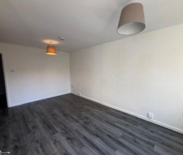 3 bedroom bungalow to rent - Photo 2