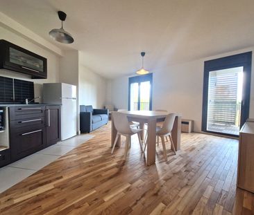 Location Appartement 2 pièces 45m² NANTERRE 92000 - Photo 4