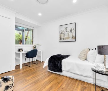 Gorgeous Single Level House! - Photo 1