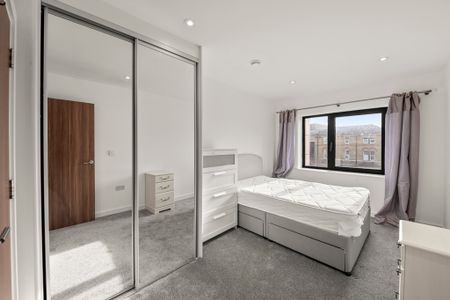 2 Bedroom Apartment, Putney Square, 52 Putney Hill - Photo 4