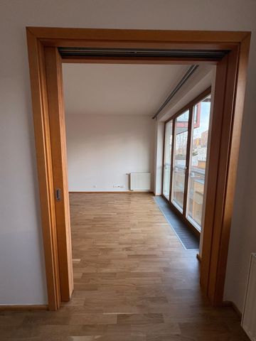 Apartment for rent, 2+kk - 1 bedroom, 42m - Photo 2