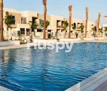 Close to Pool | Unfurnished | Large Layout - Photo 4