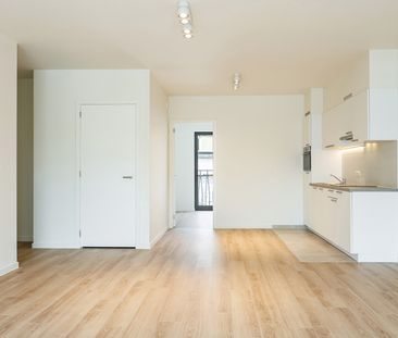 Appartement te huur in Antwerpen met 2 slaapkamers - Photo 2