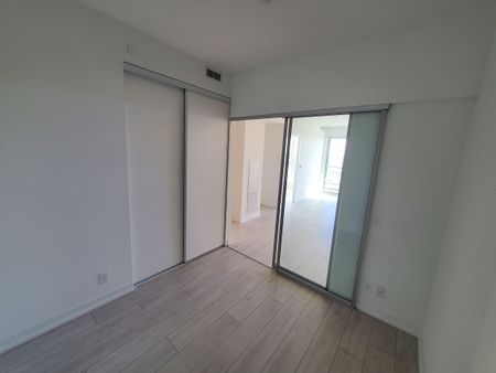 For Lease - 5 Buttermill Avenue Unit# 5105, Vaughan, Ontario - Photo 4