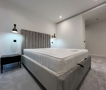 3 Bed Flat, Merino Gardens, E1W - Photo 2