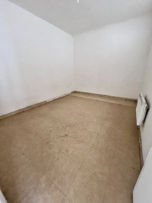 Appartement 2 pièces 34m2 MARSEILLE 3EME 465 euros - Photo 1