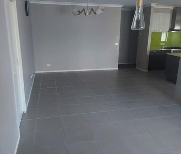 Big Family Home - Photo 1