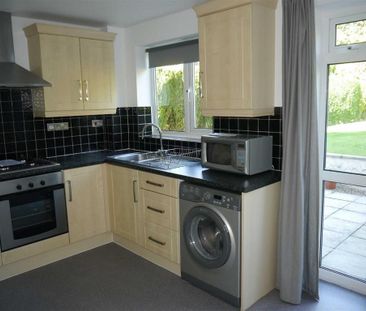 2 bedroom link detached house to rent - Photo 6