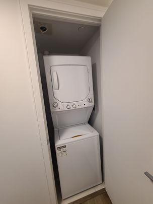 For Lease - 1 Jarvis Street Unit# 427, Hamilton, Ontario - Photo 1