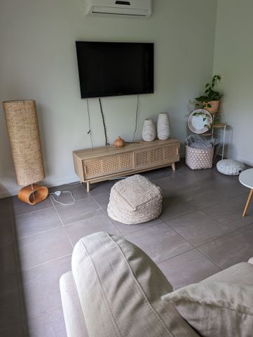 Smithfield - Photo 2