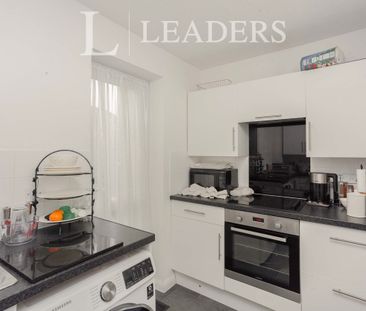 2 bedroom house to rent Perryfields, Burgess Hill, RH15 - Photo 1