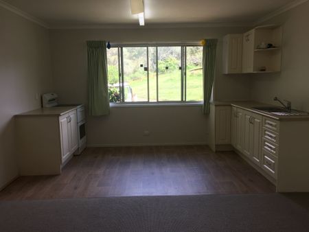 Camp Mountain, QLD 4520 - Photo 4