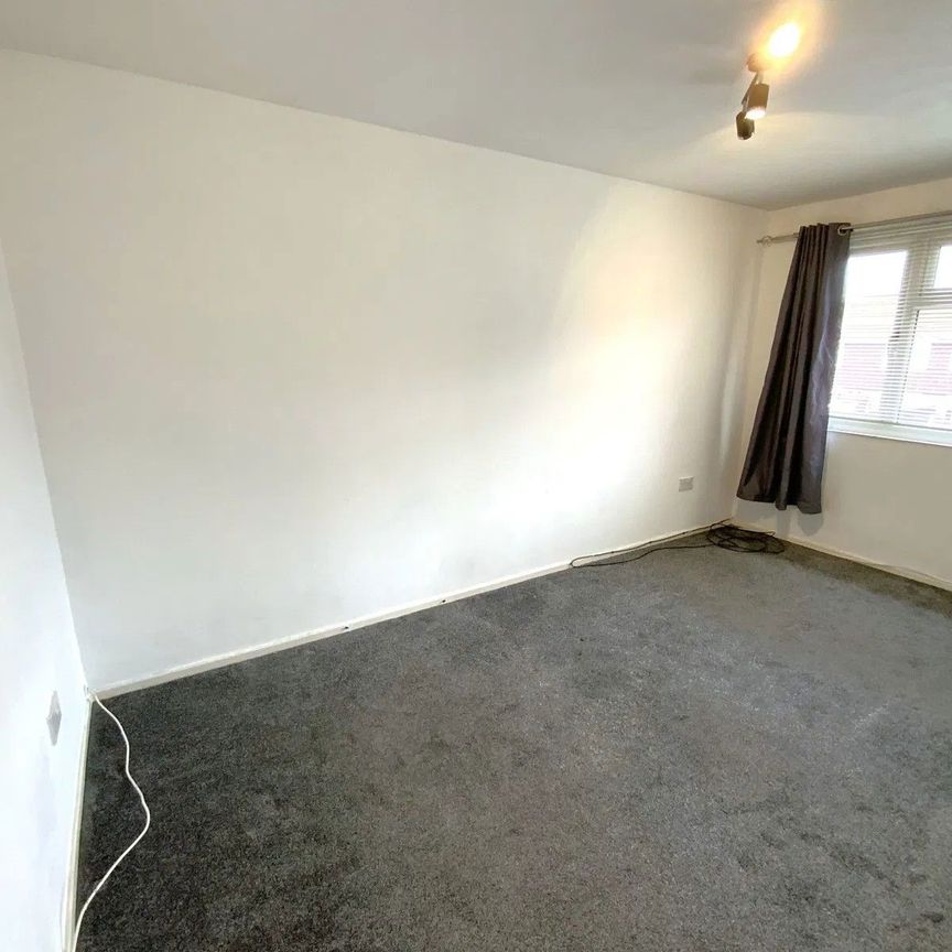 Bourne Walk, Rowley Regis, B65 8NR - Photo 1