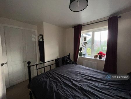 2 bedroom terraced house to rent - Photo 2