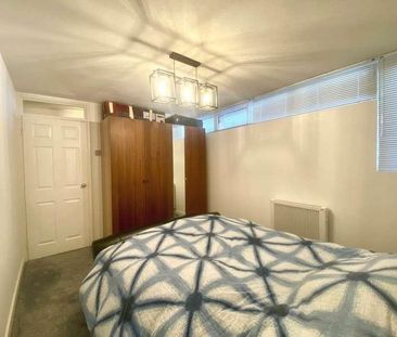 High Street, Elstree, WD6 - Photo 5