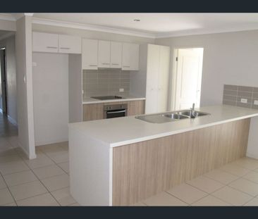 22 Alessandra Circuit, Coomera, Qld 4209 - Photo 2