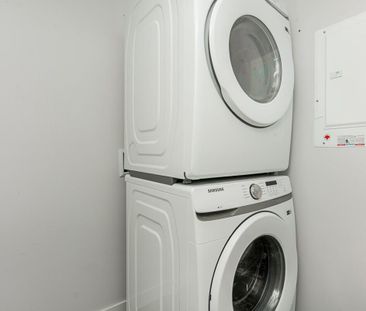 Modern Ground Floor Unit - Photo 6