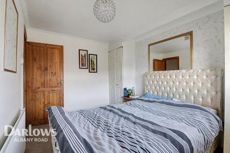 3 bedroom terraced house to rent - Photo 3