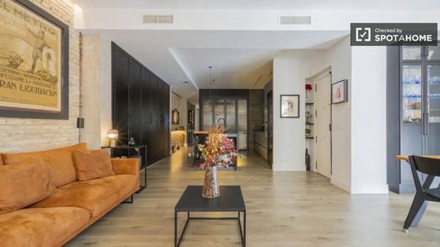 3 room luxury Flat for rent in Valencia - Photo 1
