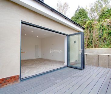 3 bedroom semi-detached bungalow to rent - Photo 5