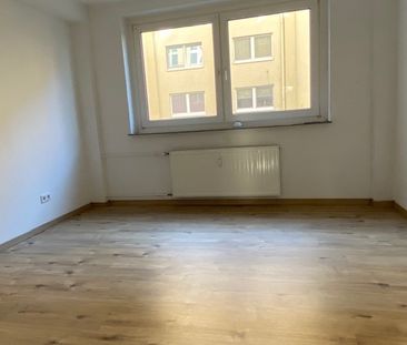 Elberfeld-Südstadt! Hier ist Ihr neues Zuhause. 2-Zimmer mit Dusche... - Foto 4