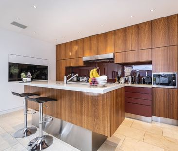 2 bedroom semi-detached house to rent - Photo 5