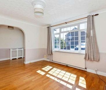 Slough, Berkshire, SL2 - Photo 2