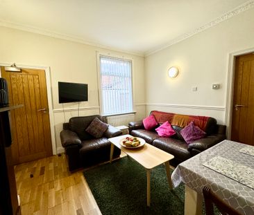 Harding Terrace Room 3 - Photo 1