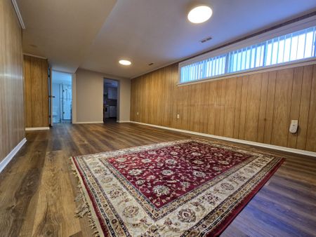 For Lease - 26 Southampton Drive, Toronto, Ontario - Photo 3