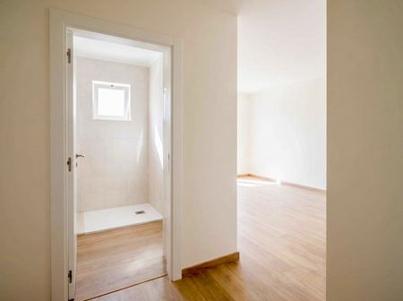 Apartamento T2 para Arrendamento Anual na Praia da Rocha - Portimão - Photo 4