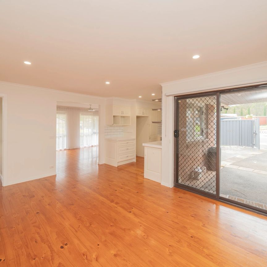 Modern family home in prime Court Location - Photo 1