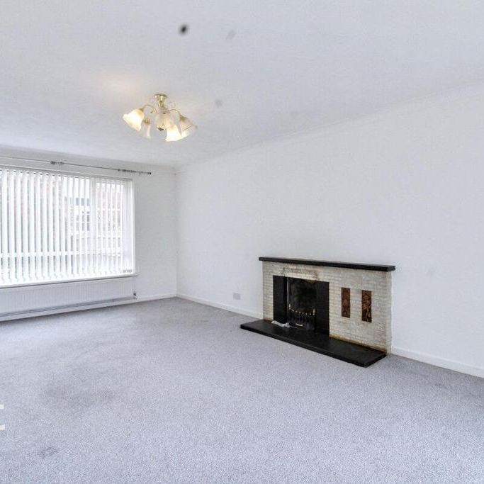 4 bedroom detached house to rent - Photo 1