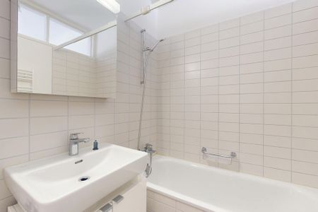 Ruhige Familienwohnung an zentraler Lage - Photo 3