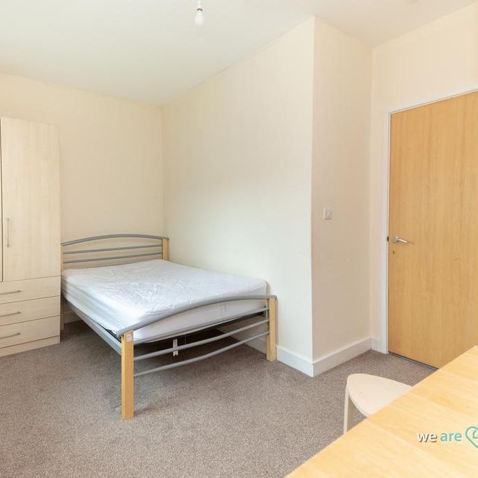 6 bedroom house share to rent - Photo 1