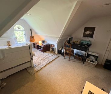 4 bedroom detached house to rent - Photo 4