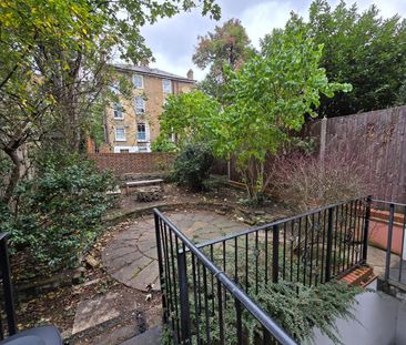 2 Bed Flat, Cambridge Gardens, W10 - Photo 1