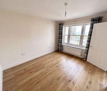 4 bedroom terraced house to rent - Photo 3