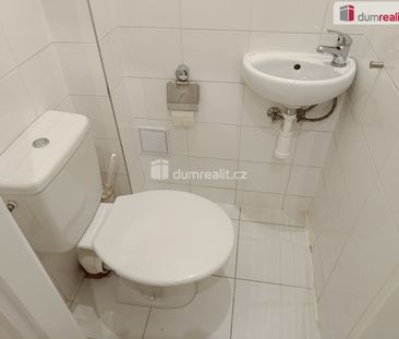 Pronájem bytu 1+kk a garsoniéry 25 m², V předpolí 1307, Praha - Photo 6