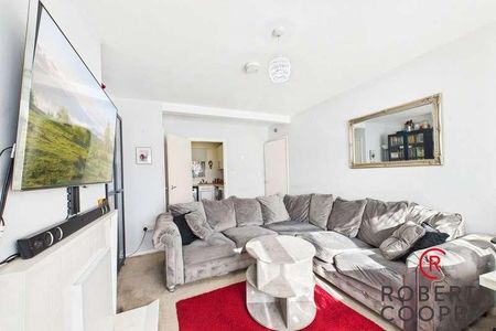 Eastcote Lane, Harrow, HA2 - Photo 5