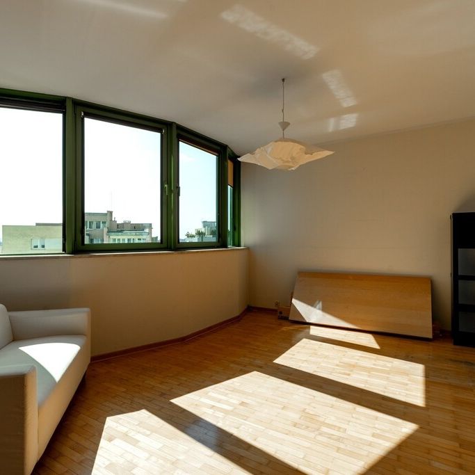 Świetna lokalizacja, ogrzewany ogród zimowy - Photo 1