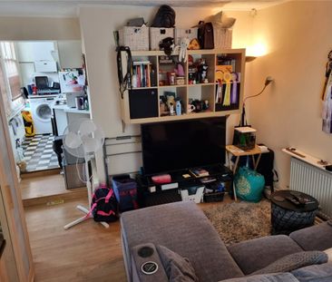 Cavendish Crescent South, The Studio, Nottingham, Nottinghamshire, NG7 - Photo 1