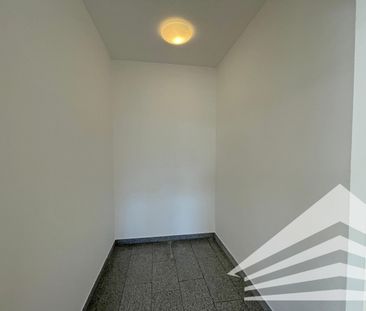 Gut aufgeteilte 2-Zimmer Dachgeschosswohnung in Alturfahr! - Photo 6