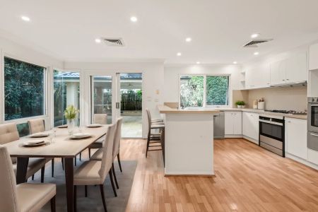 Location, Luxury and Lifestyle - Photo 5