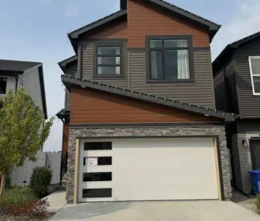 Cozy Modern 1 Bedroom Basement Legal Suite | 688 Walgrove Boulevard... - Photo 1