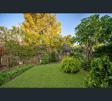 Unit 2/7 Forrest St, Rosslea, Qld 4812 - Photo 4