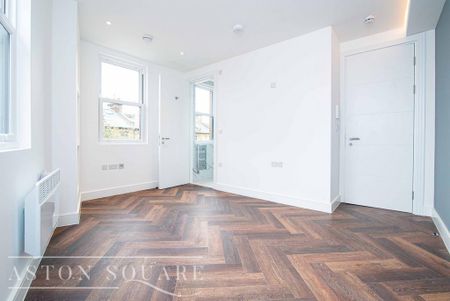 Studio to rent - Photo 2