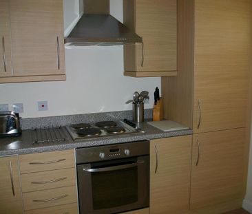 2 bedroom apartment to rent - Photo 6