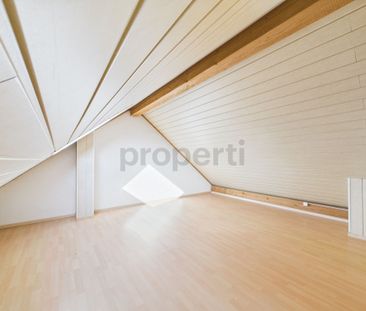 Maison jumelée rénovée de 5.5 pièces avec jardin, véranda et grand ... - Photo 5