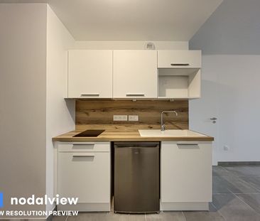 Location Appartement 2 pièces 44m² - Photo 2