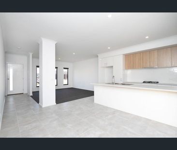 63 Normanby Boulevard, Deanside, Vic 3336 - Photo 6